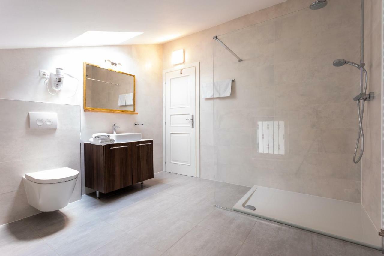 Bed & Breakfast Dosen III Baska  Ngoại thất bức ảnh